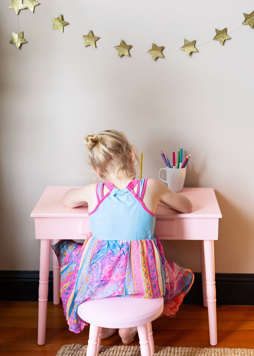 DesignConfetti's tweet image. Remote learning is stressful enough. If you're still setting up a remote learning station we've rounded up some cute, affordable kid's desks that are shipping now. #remotelearning #Homeschooling 
buff.ly/2E7hatM
