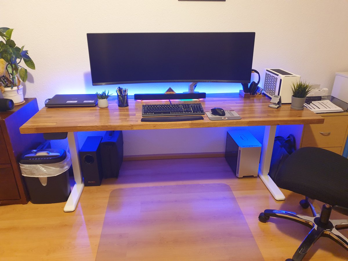 RADAR_TnT's tweet photo. COVID PC and desk build.  Lots of sanding and a billion coats of oil but it came out great! https://t.co/DZgupqkLq8