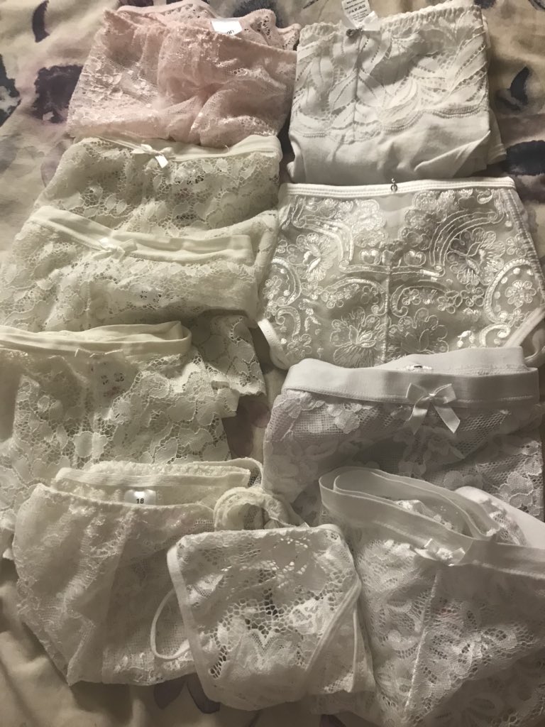smartypants196's tweet photo. #lacepanties #whitepanties #girlypanties https://t.co/ZNX1X1q0yU
