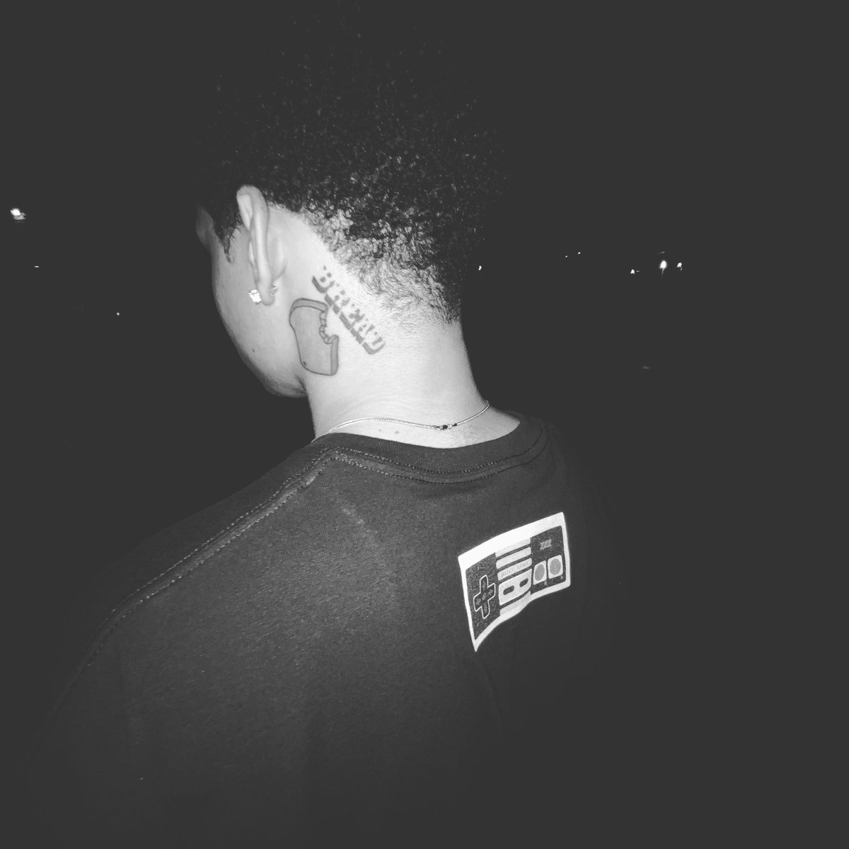 zzzhtx's tweet photo. https://t.co/bqLewGsuel