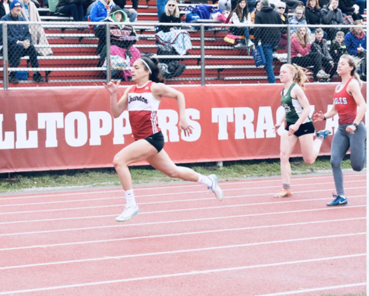 jenna_oriani's tweet photo. Blessed to say I am committed to Ball State University!! I can’t thank my family, coaches, teammates, and friends enough for the constant love and support❤️Go Cardinals!! @toppernation @Toppertrackxc @chardon_xc_tf @BallStateTFXC @BallStateSports https://t.co/2AgVrgteZO