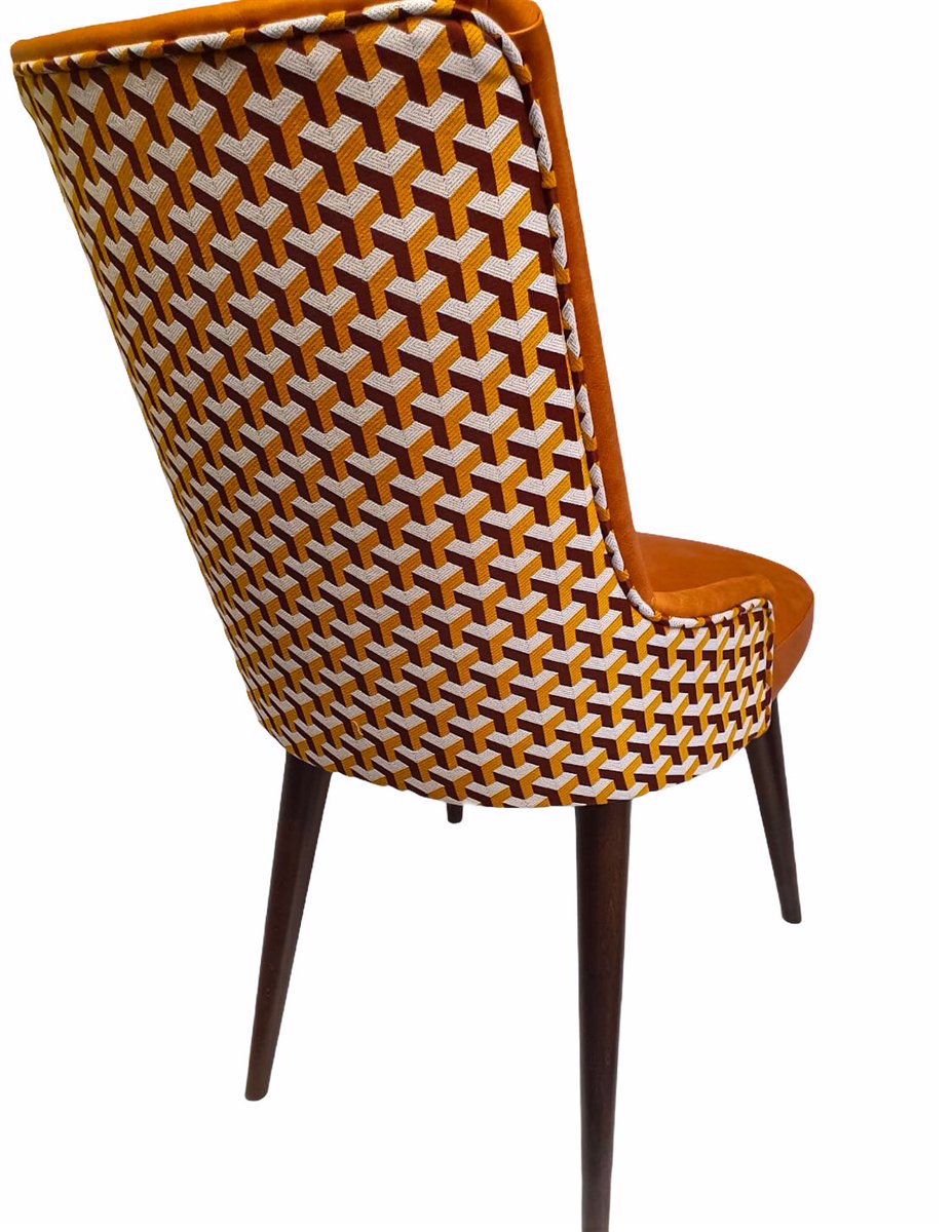 #bespokefurnituremaker #furniture #furnituredesign #contractfurniture #contractfurniturecompany #contractfurnituresupplier #design #interiordesign #interiors #furniturelovers #workplace #sidechair #diningchairs #chair #chairdesign #deepbuttoning  #manufacturers #justpscontract