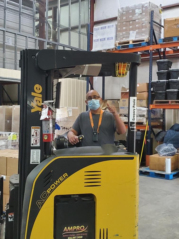 fftitrans's tweet photo. Thanks to our hard-working team who are delivering boxes for @FeedingAmerica in partnership with @IntlPaperCo. We are proud to be associated with this effort. #HelpFillTheBoxes https://t.co/hOESSeWmmW