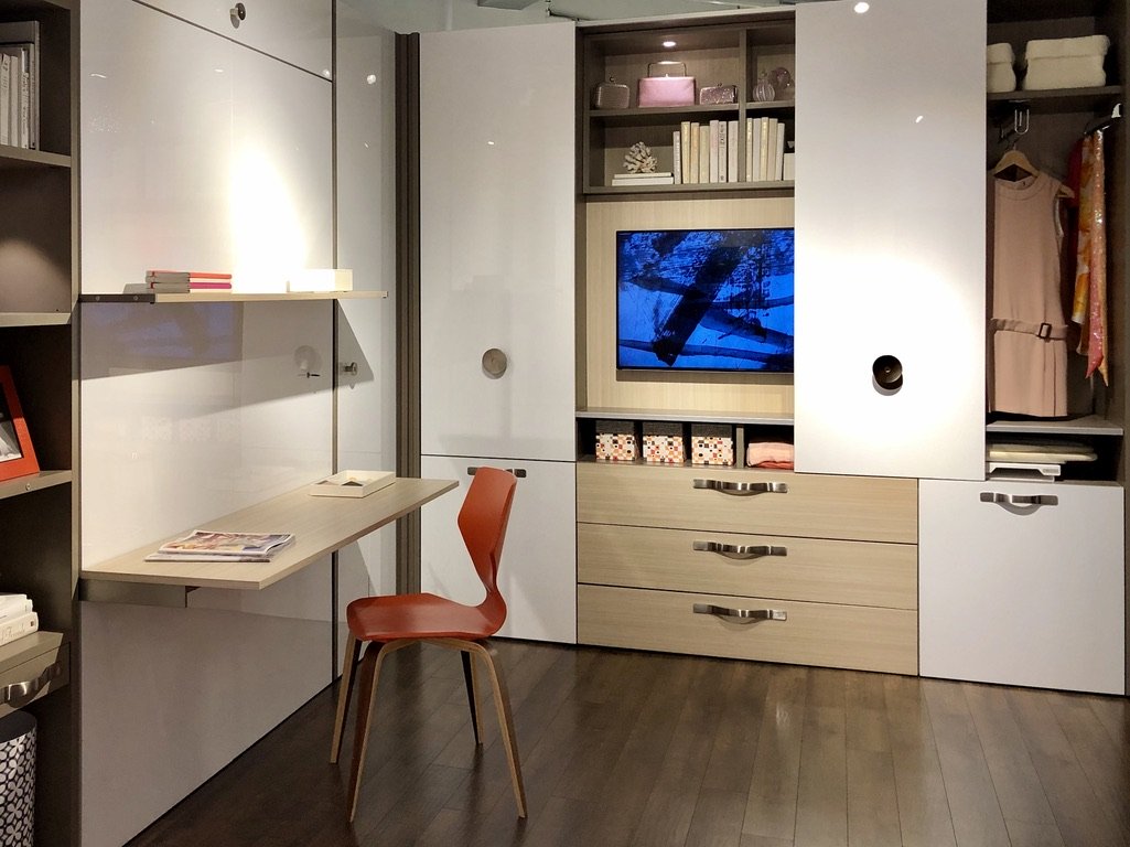 Closets's tweet image. A Multifunctional Wall-Unit Performing Tricks. bit.ly/3kdoVOa
#TransformationTuesday #TransformTuesday #TrendyTuesday #TechTuesday #GoodNewsTues #TakeMeBackTuesday #transformhome #interiordesigner #interiordesign #customcabinetry #closet #wallbed #NYC #westchester