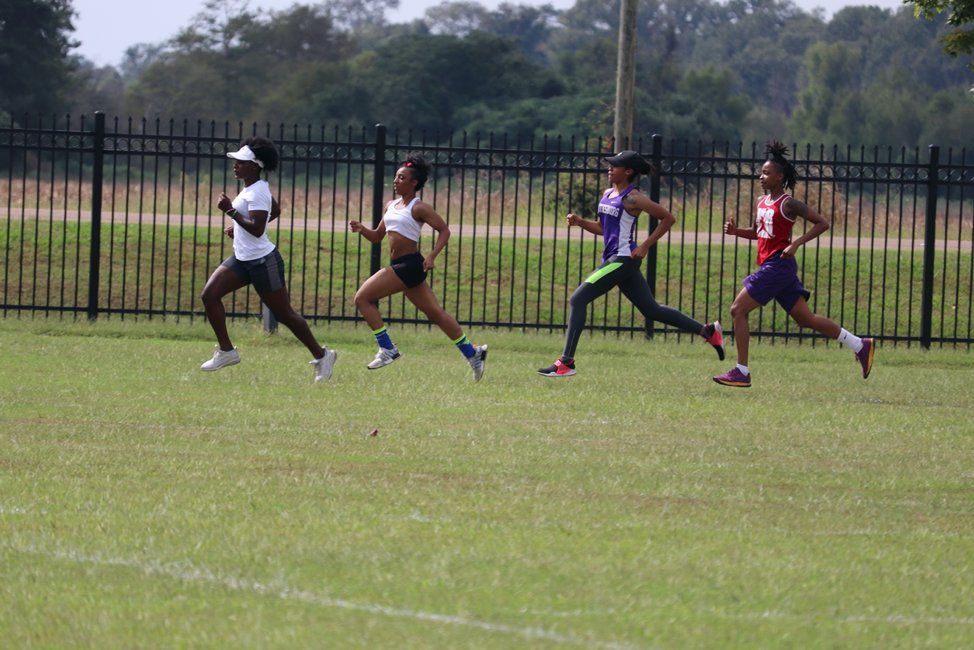 CoahomaSports's tweet image. It's #TrackGirlTuesday here at Coahoma Community College. Do you have what it takes to run with the Tigers?😎#Coahomatigers  #trackpractice #since1949 #Coahomaproud