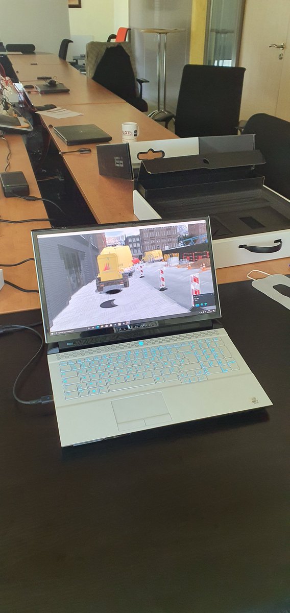 Virtual_Joanny's tweet photo. La réalité virtuelle appliquée à l’orientation et à la formation : de nouveaux usages émergent dans les entreprises !

ViRtual Création est fier de partager sa passion aux côtés de professionnels motivés et engagés !

@lingenheld 

#réalitévirtuelle #vr #Travauxpublic #lingenheld https://t.co/VEXzJUVAdx