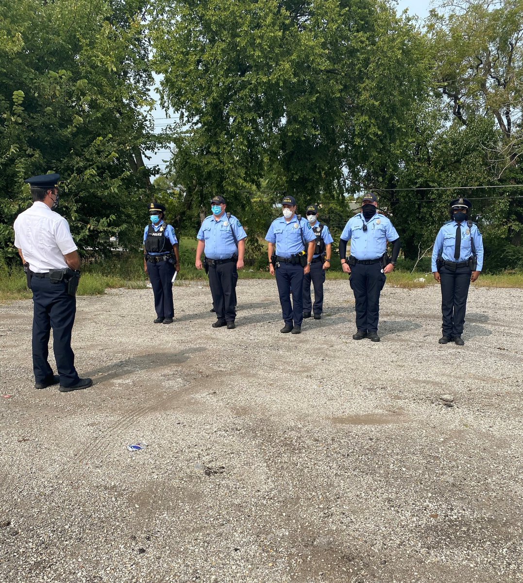 SLMPD's tweet photo. This afternoon, #SLMPD 5th District officers and detectives held their #CommunityRollCall in the 5700 block of Dr. Martin Luther Dr. in the Wells-Goodfellow Neighborhood. #STL https://t.co/3WEsMjIZog