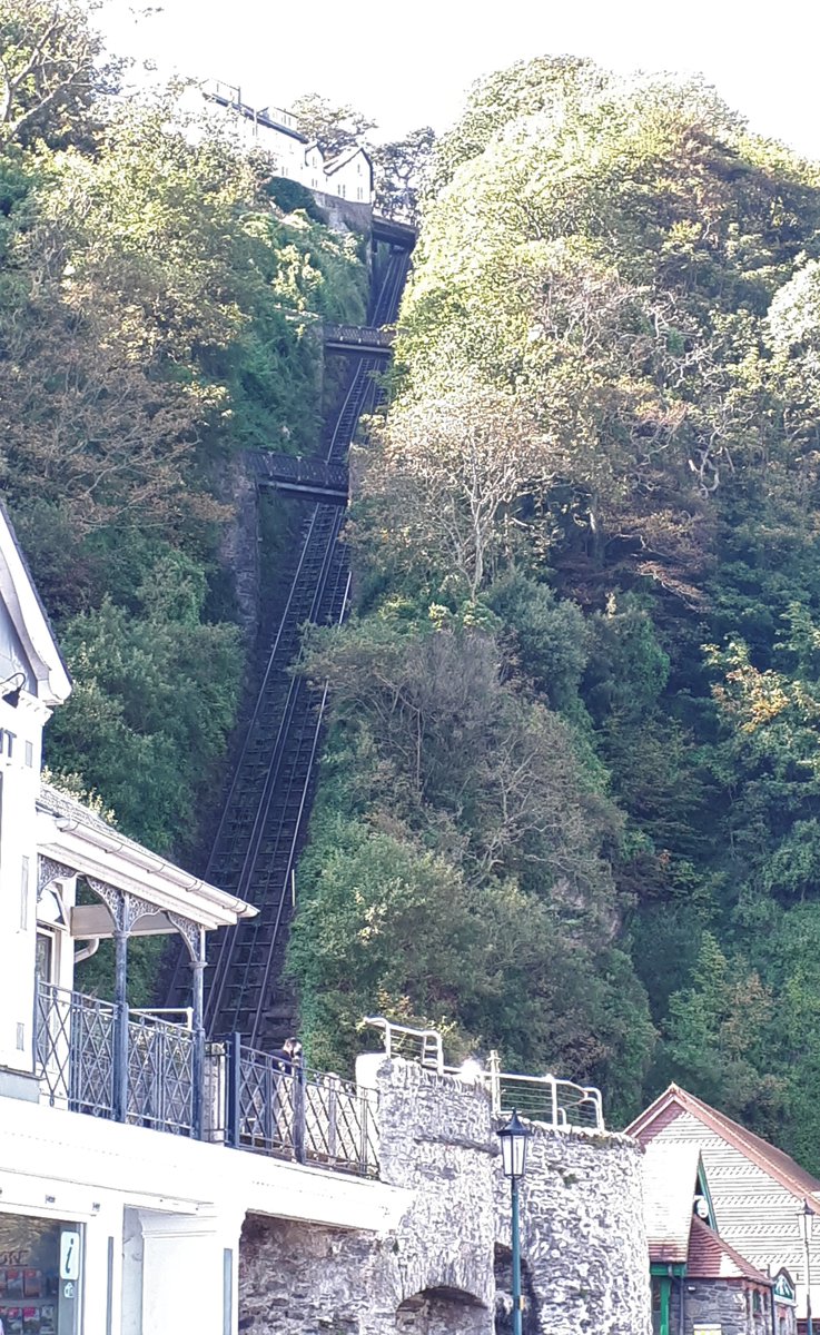 9/19 Although Marks had previously been involved in the design of Saltburn  @clifftramway (slide 19), their first joint project was  @LLCliffRailway. It was in response to the challenges and opportunities of the geography of his home area, Lynton and Lynmouth in north Devon  #BIAG20