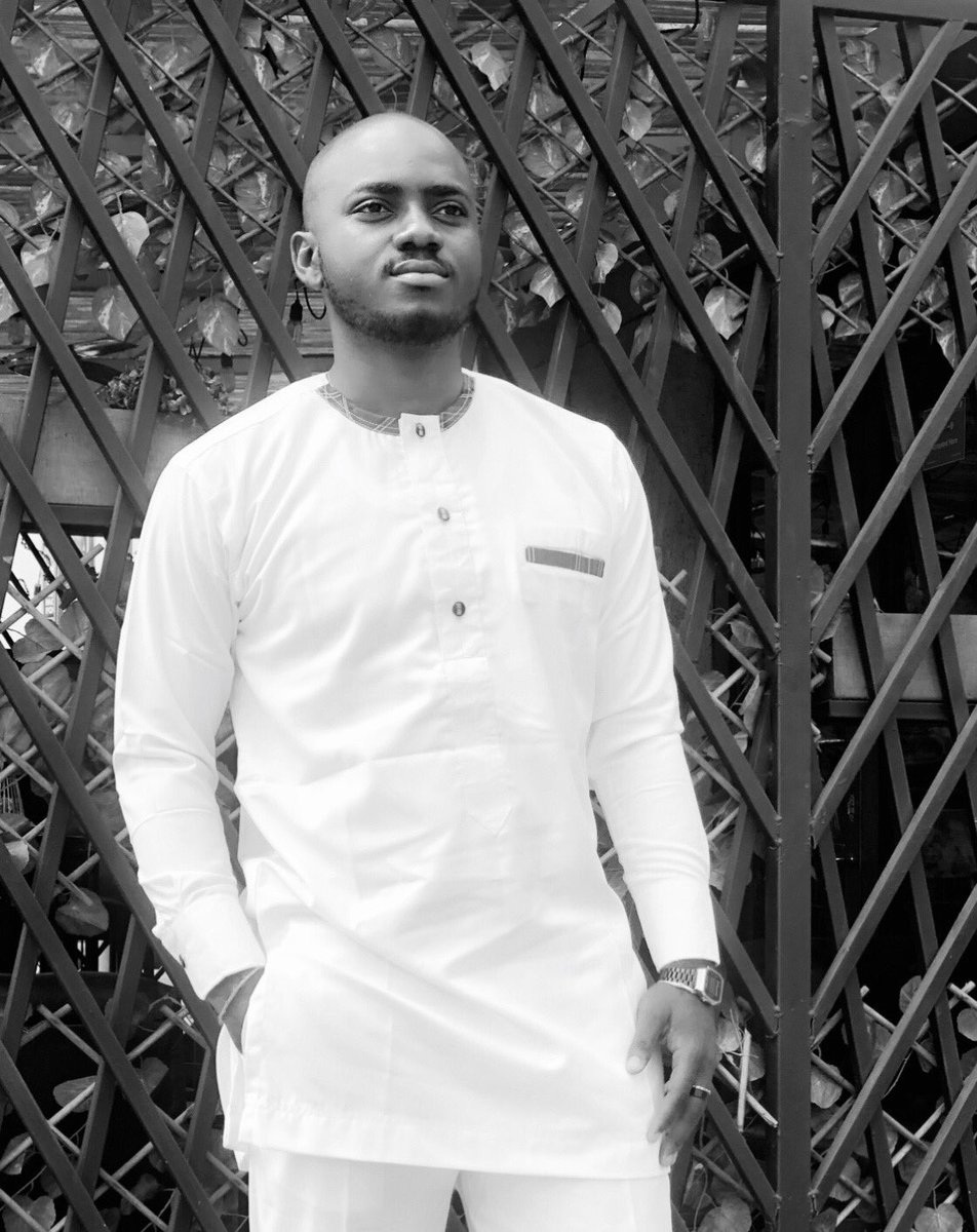 um_bamar's tweet photo. #blackandwhite https://t.co/vtHnpupL3z