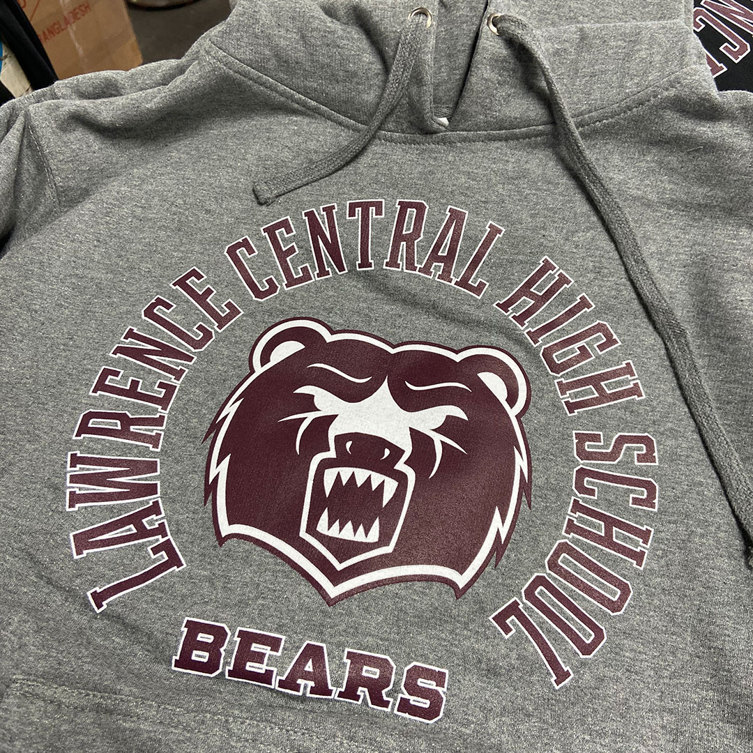 It's starting to feel like fall! Order your hoodies today! Call us at 317-613-4413 or email sales@distinctimages.net to start your project. 
.
.
.
#schoolspirit #indianaschool #schoolgear #hsspiritwear #lawrencecentral #LCBears