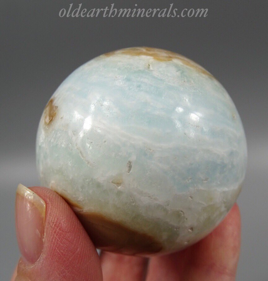 OldEarthMineral's tweet photo. 50 mm Blue Aragonite / Calcite Sphere “Caribbean Calcite”. $25 plus shipping.
190 grams.
https://t.co/8bLzCLXYtA
.
#crystals #aragonitesphere #bluecalcitesphere #aragonitecalcite #bluecalcite #bluearagonite #caribbeancalcite #calcitesphere https://t.co/X76x2lHxC1 https://t.co/pOJwJFENr2