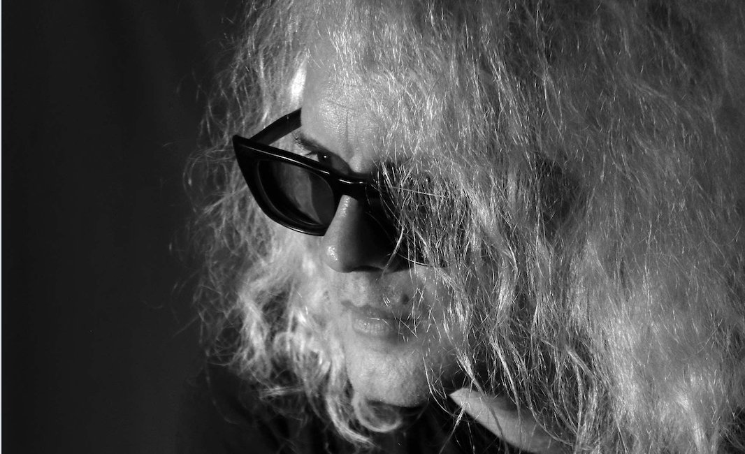 ShamelessPR_'s tweet photo. "I recommend it as essential to any fan of power pop and psychedelic rock with head and heart entwined."
#Outsideleft reviews 'Manbird', the new double album from @antonbarbeau out THIS FRIDAY via @GareDuNordUK and #BeehiveRecords ~ https://t.co/RFPcJLhPwU https://t.co/gyxDgwoacJ