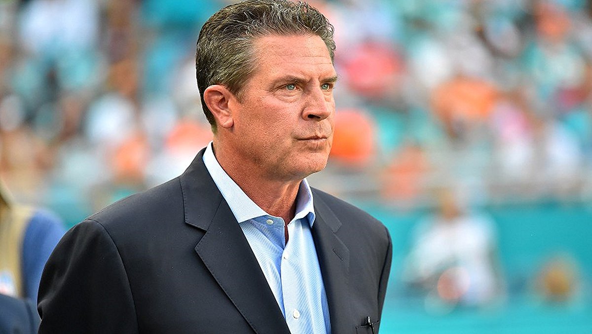 marczak_rob's tweet photo. Birthdays: September 15 [2 of 6]

#ChelseaKane (Actor)
#ChimamandaNgoziAdichie (Nigerian author)
#DanMarino (Football Hall of Fame member)
#GaylordPerry (Baseball Hall of Fame member)

Click on photo to enlarge.

Follow @marczak_rob to see Birthdays daily.

Please RT [#rjm] https://t.co/c3eemJpB0t