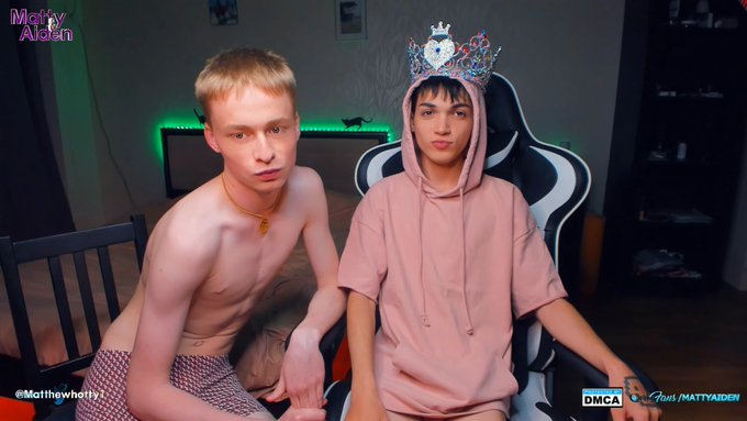 Watch us on @chaturbate to have a good evening!
We are live!
https://t.co/xcx7VbA4mA

#Porn #GayPorn