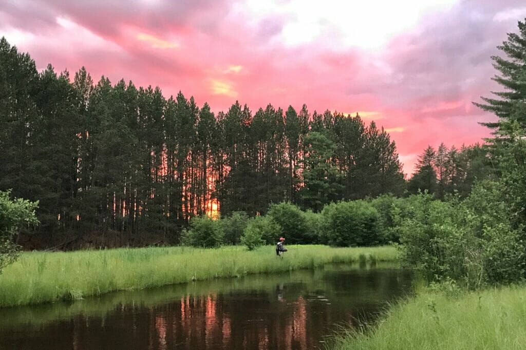 TroutUnlimited's tweet image. When did you become interested in conservation? Enter the TU Teen Essay Contest and tell us why. bit.ly/2RvEaFY #MakeFishingGreatAgain