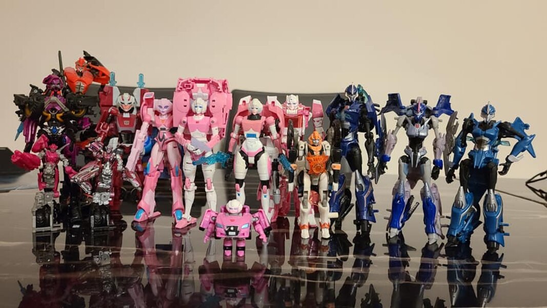 transformers earthrise arcee release date