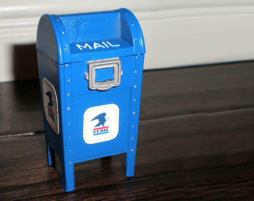 SmallhouseModel's tweet photo. Like @USPS, our #newsletter is slow to arrive, and it delivers! But #nojunkmail https://t.co/BuErpfM48k https://t.co/QtsDp1qrJG