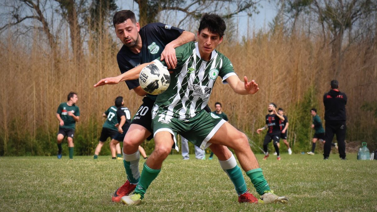 Dave_tz11's tweet photo. SERIE 3
📰 Divisional E
📈@FcFloresta le ganó por la mínima a @Ferrodesde2014 y consiguió un valioso triunfo.
Lee la nota completa en https://t.co/VuMiHMhzhq https://t.co/0KYKfXanSg