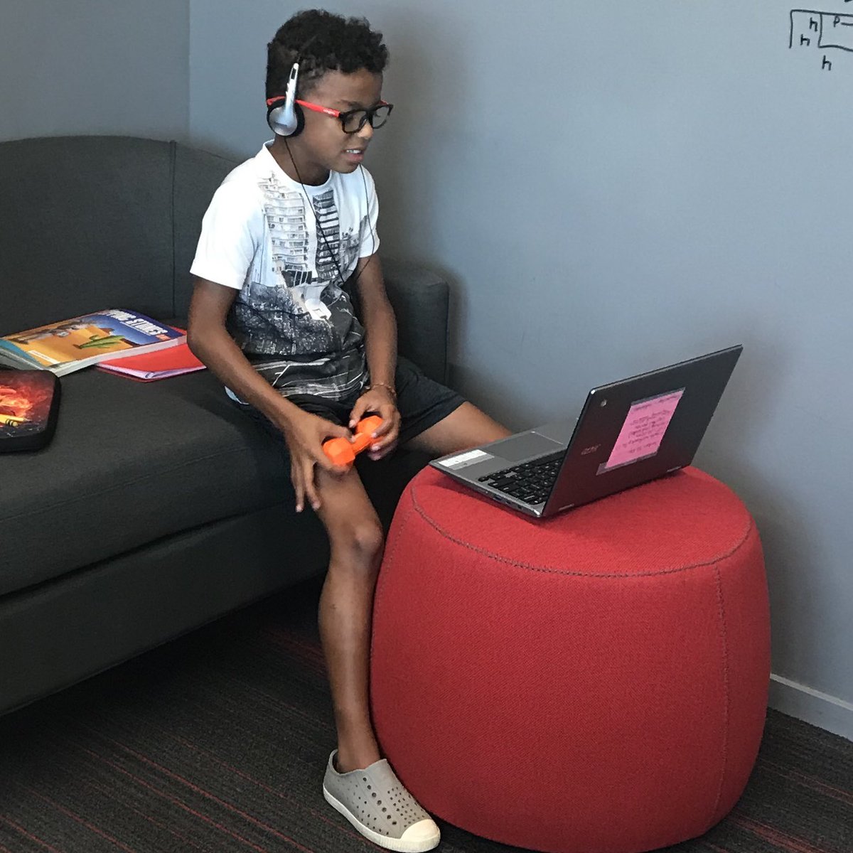 CoachTLJohnson's tweet photo. Took over remote learning duty for a little while this morning. Proud of my guys for making the best of the situation and their momma of course. #ipassedthetest ‼️ https://t.co/kbQTebFa2K