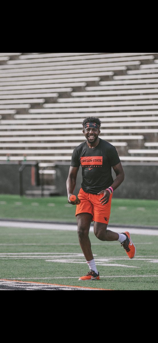 TariqSilver's tweet photo. Thank you god for blessing the Kid with another year of life! You showed me what I’m destined to be, and I won’t take your message for granted🖤 #Bigg22 https://t.co/q1LQle2wbZ