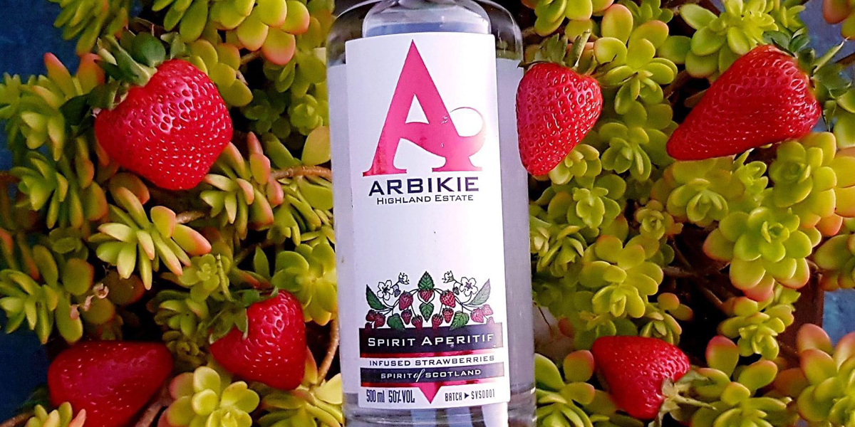 ArbikieUSA's tweet photo. Arbikie Strawberry Vodka is best served with a good dose of Sunshine ☀️

Flavored with 100% Fresh Scottish Strawberries, @Arbikie #Strawberry #Vodka is sweetened only by the Strawberries themselves giving it an incredibly authentic pallet and an aroma of pure Strawberry Jam 🍓 https://t.co/zFauXOg8zf