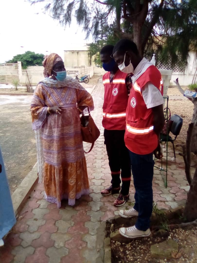 CSenegalaise's tweet photo. After Kaolack and Fatick last week, the president of @CSenegalaise is on a supervision mission of the community-based surveillance project in Ziguinchor with @CroixRougeBE from 16 to 18 September. She will advocate with the authorities #kebetu #senegal https://t.co/0XljBePF5V