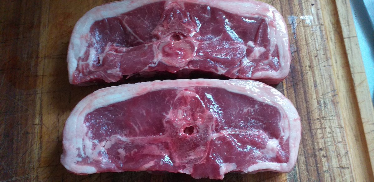 Ivycottagebaker's tweet photo. Anyone for a Barnsley chop...? #freshlamb #lamb #meat #supportfarmers #knowyourfoodsource #buylocal https://t.co/DWHPpPM6sO