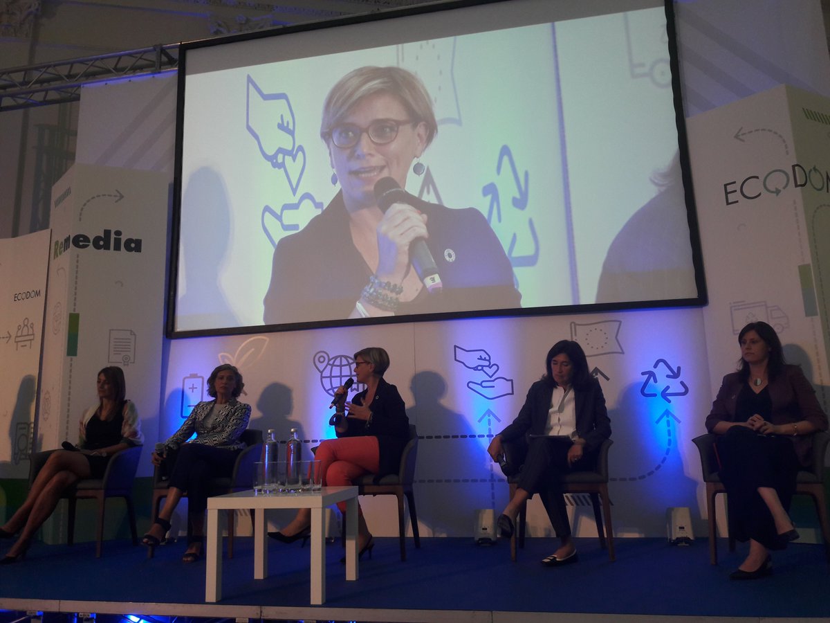 RossellaMuroni's tweet photo. Abbiamo un problema culturale di classe dirigente, politica e anche di parte del mondo imprenditoriale.Per essere consapevoli delle nostre potenzialità serve una grande alleanza tra istituzioni aziende cittadini e associazioni,proprio come @ASviSItalia
#economiacircolare #Ecodom https://t.co/6Kowu4kwz1