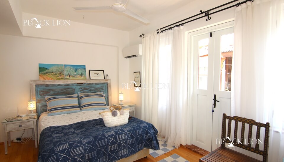 property_kalkan's tweet photo. Small but perfectly located!
Just on the market is this charming corner stone house located right by the harbour in Kalkan's Old Town. Just footsteps from the harbour and stone's throw from the beach. What could be more perfect?
https://t.co/FK3B4QJCqZ https://t.co/0mMGh6zQ02