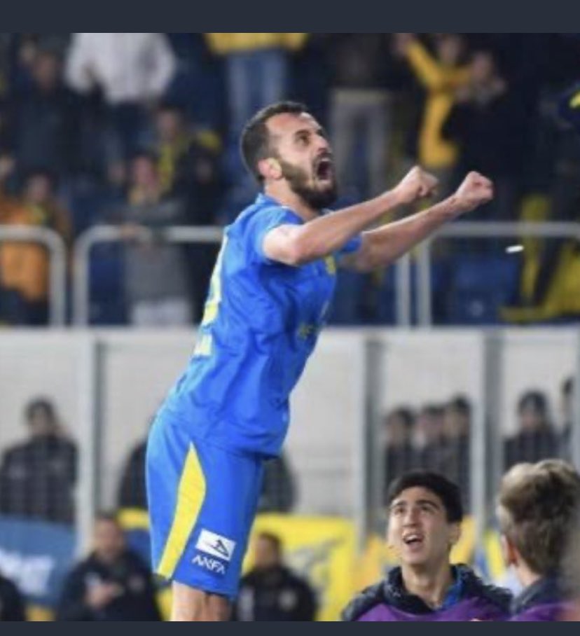 İyi günde kötü günde beraberdik çok emeğin geçti hakkımız helal olsun sende hakkını helal et. Yolun bahtın açık olsun.
