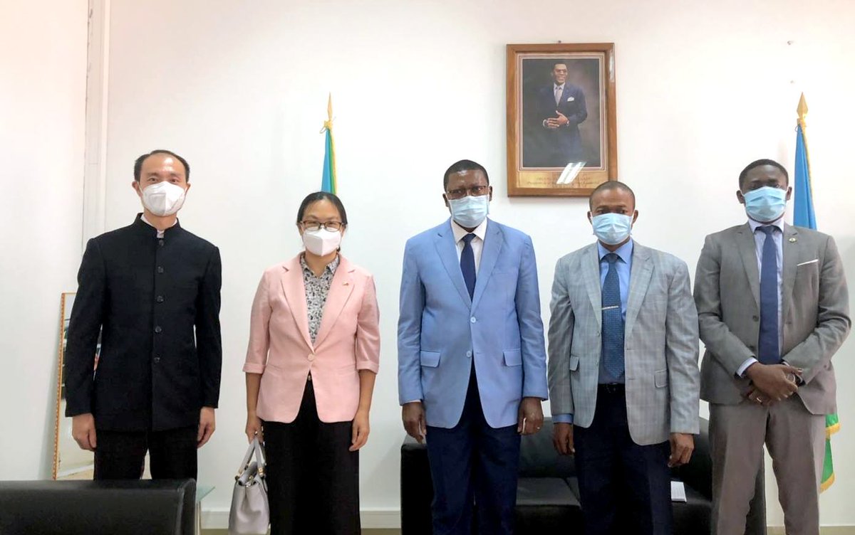 Embajada de China Malabo tweet media