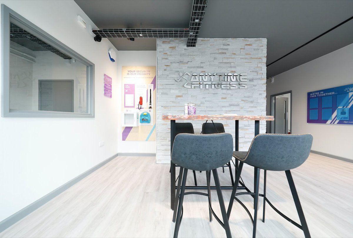 TheStayClub's tweet photo. A cool new 24 fitness club has opened in #Colindale, and we have secured an offer for our residents! Head to the parnerships page to learn more: https://t.co/sCGuG2l1jW  @AFColindale 

#TSCPartners #TheStayClub #AnytimeFitness #StayFit #StayinLondon #StayWithUS https://t.co/u22W3f9Q0g