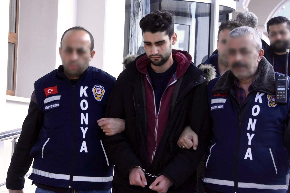 Cimbom1991's tweet photo. Bir kadın daha ölmesin diye yardım etmek isteyen, hayalleri, geleceği olan bir genç.. Lütfen bunu göz önünde bulundurarak karar verin değerli hakimler 🙏🏻 #KadirŞekerMeşruMüdafaa https://t.co/rGGiAaU2Ks