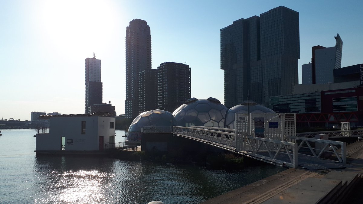 arnoudmolenaar's tweet photo. Just had an Inspiring meeting with @degraaf_e about results and our dreams on Floating Development as one of the solutions for Urban #Climateresilience with a view on the Floating Office @GCAdaptation https://t.co/yTSeoEU2nr