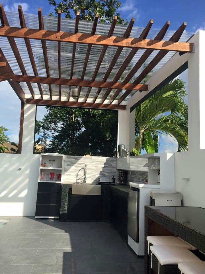 CreationsKente's tweet photo. “KINGS OF PERGOLAS”
#pergola #architecture #contrustion #design #kampala #kentecreations https://t.co/8p3myvpdPF