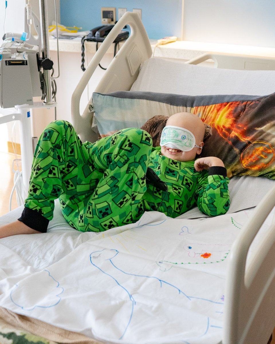 TexasChildrens's tweet photo. In honor of #ChildhoodCancerAwarenessMonth, #TexasChildrens is partnering with @Amazon on their #AmazonGoesGold campaign to help raise awareness around childhood cancer. In preparation for #PJammin, patients decorated their own robes and pillowcases! https://t.co/ToCbLHqLpc