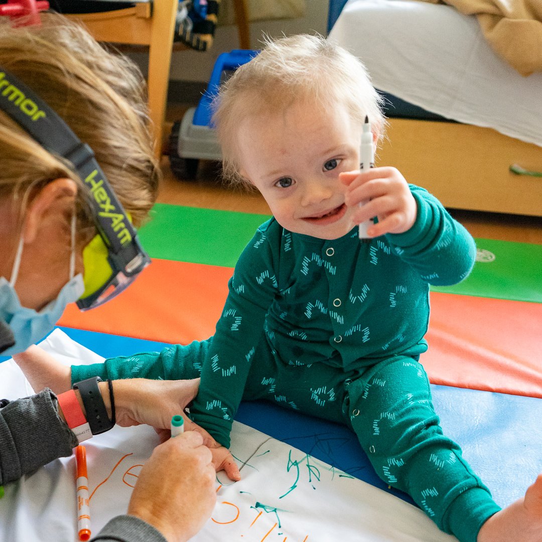 TexasChildrens's tweet photo. In honor of #ChildhoodCancerAwarenessMonth, #TexasChildrens is partnering with @Amazon on their #AmazonGoesGold campaign to help raise awareness around childhood cancer. In preparation for #PJammin, patients decorated their own robes and pillowcases! https://t.co/ToCbLHqLpc