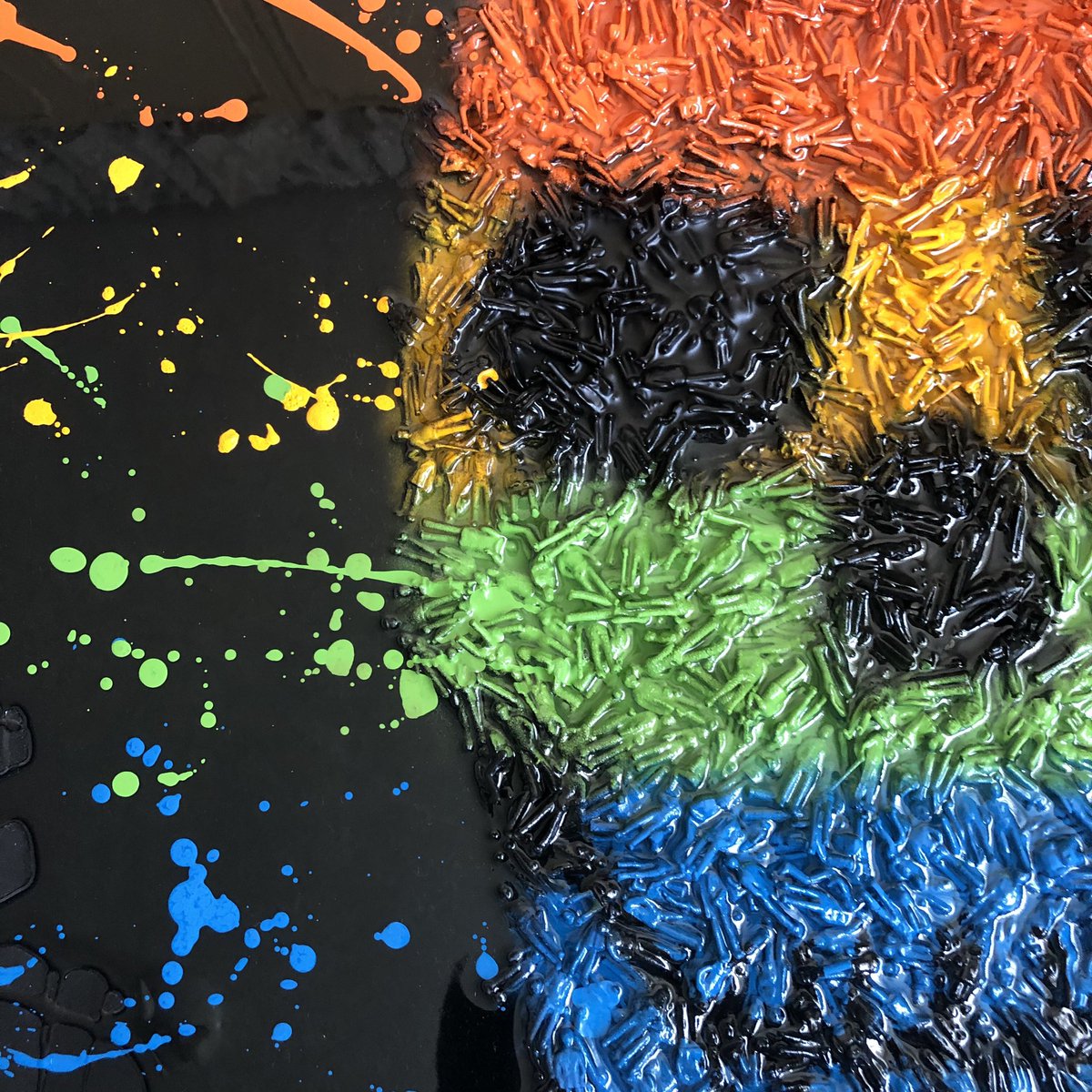 AshleyAllenArt's tweet photo. I’ve finally finished my submission to the @doncasterartfair "Celebrating Our Strengths In Our Diversity" online exhibition.

#urbanart #streetart #graffiti #acrylicpainting #popart #mixedmedia #derbyshireartist #art #contemporaryart #artist #diversity  #skull #lgbt #resinart https://t.co/7l9MU3vZpG