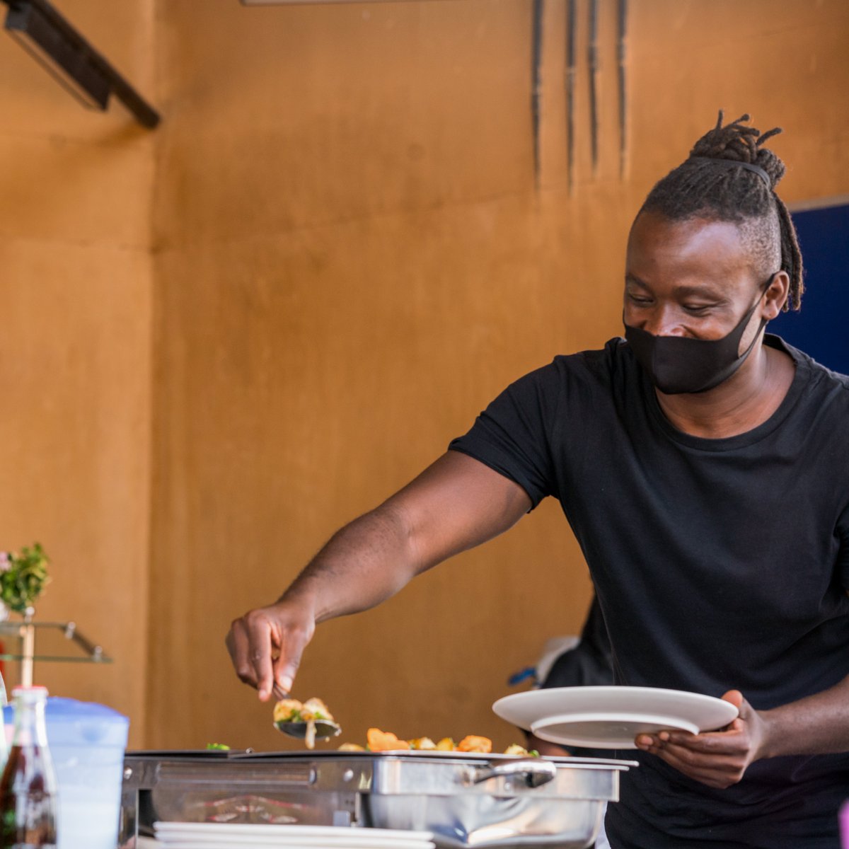 RICA_Rwanda's tweet photo. Today, Dieuveil Malonga, owner of MEZA Malonga, and a gourmet chef who specializes in afro-fusion cuisine visited our campus. We were inspired by his craft and passion for African cuisine. We look forward to working with him in the future.
@mezamalonga
@RwandaAgri
@Rwanda_Edu https://t.co/IRPMDTEfja