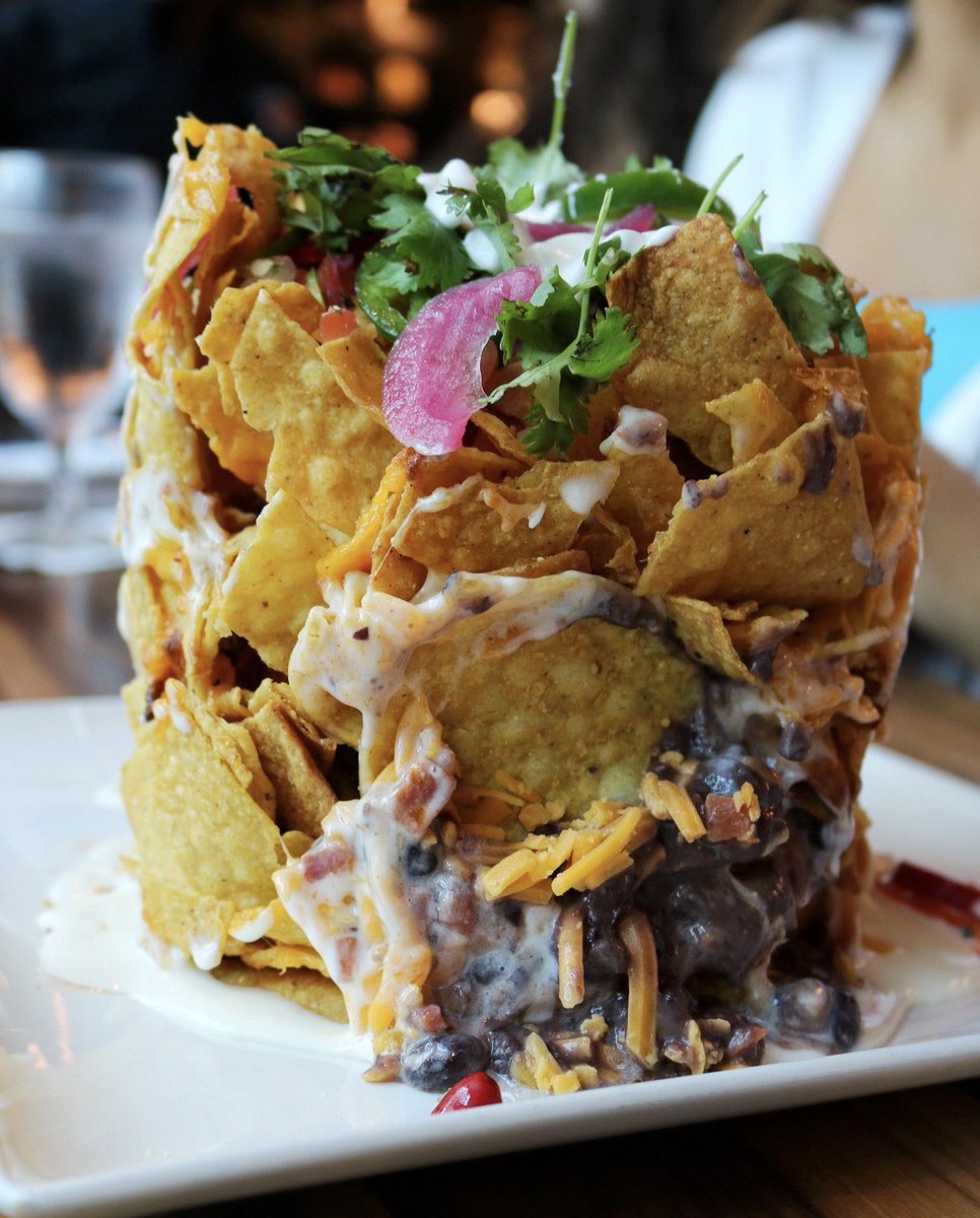 Guy Fieri's Foxwoods tweet media