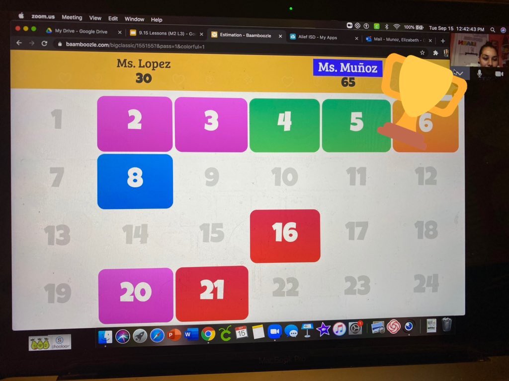 Elizabeth Muñoz tweet media