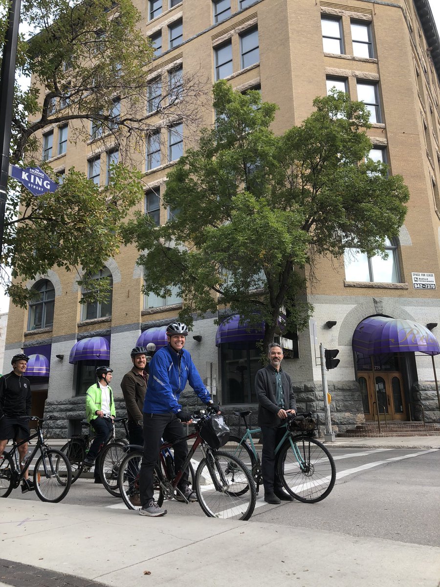 Ex_District_Wpg's tweet photo. A great morning exploring and connecting our neighbourhoods by bike using the #centralwpgloop! @Mayor_Bowman @Vivs4PDW @mathieuallard @DowntownWpgBIZ @WpgWestEndBIZ https://t.co/Rthce9ErgO