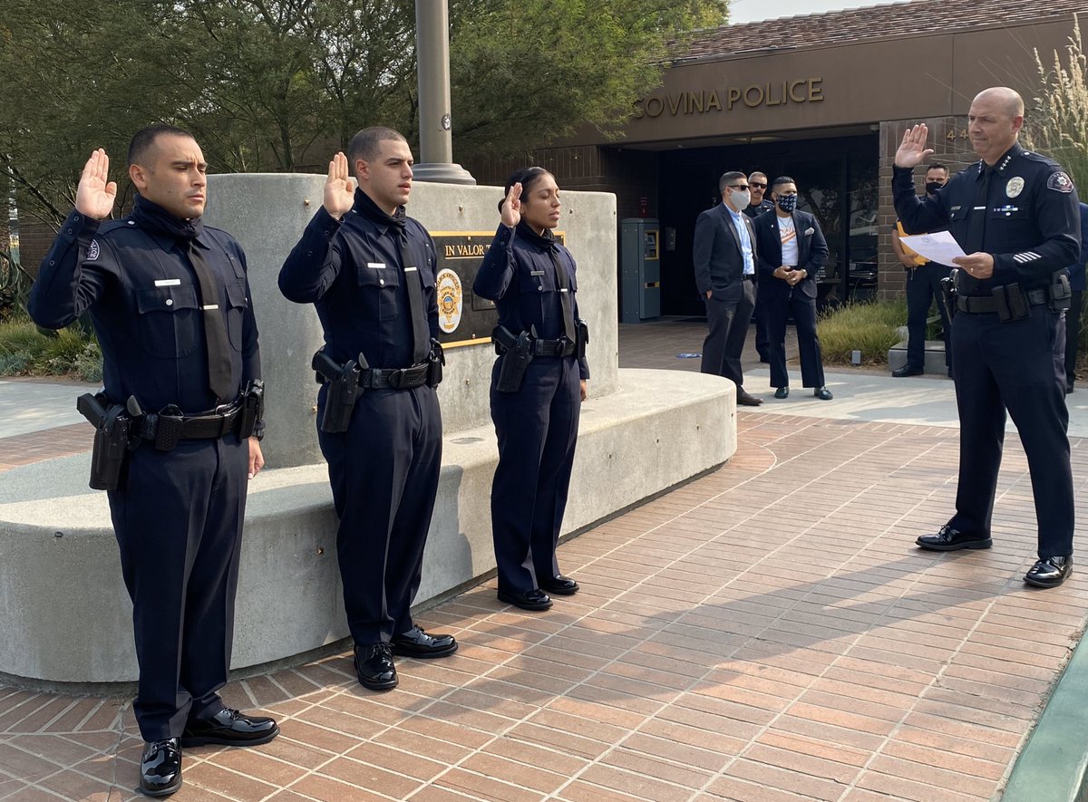 JohnCurleyCPD's tweet photo. 3 newest @covinapd officers take Oath of Office today;one born in Beirut and graduate of @CharterOakHigh one graduate of @CovinaHighASB and our 4th female officer hired since 2016. They value what we do; diversity makes us stronger! Time to train, learn, and block out the noise. https://t.co/OkHKKVa5mD