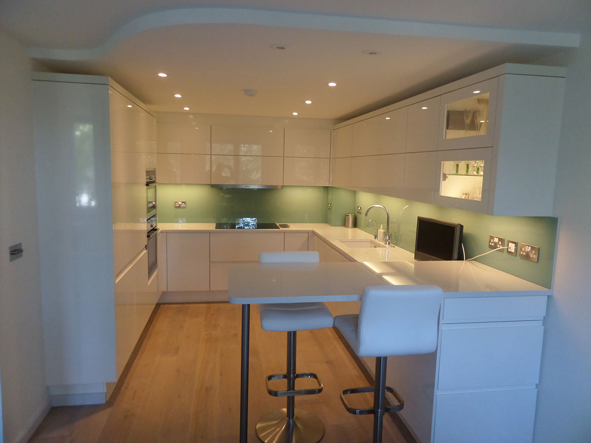 auduskitchens's tweet photo. Minimalism is BIG right now.

Why? Because, not only does it maximise space, it also adds a certain elegance to your kitchen.

What do you think of these minimalist kitchens we designed?

See more about them here: https://t.co/1hSEZG4UaR https://t.co/7z8El849uH