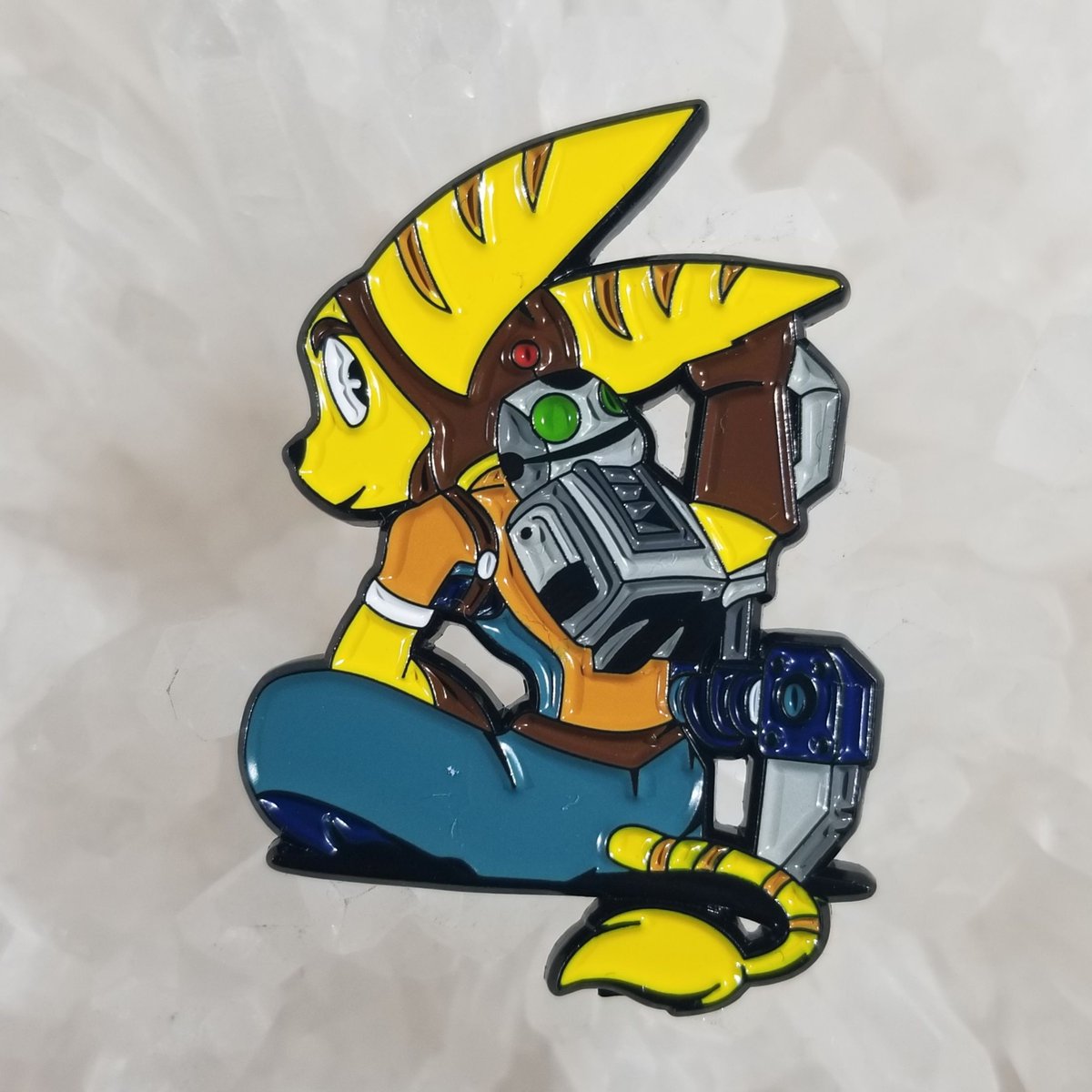 Pinpokalypse's tweet photo. Just found some of these tucked away if anyone wants one!
https://t.co/WklOXl3PWg
#ratchet #clank #ratchetandclank #pins #ratchetnclank #hatpins #ps2 #ps3 #playstation #nostalgia #90sgaming #90scartoons #gamer #gaming #artforsale #pinning #pinnation #mythicalmerch https://t.co/sYmHrjppmd