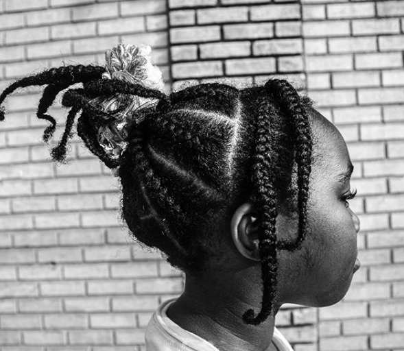 SpellMagazine's tweet photo. Unfiltered, unedited, unapologetic... Happy World Afro Day 

-
-
-
-
-

#Spellmagazine #wad #afro #blackhair #blackbeauty #truth #naturalhair #crowningglory #afropuff #versatile https://t.co/lVpteJ9rc1