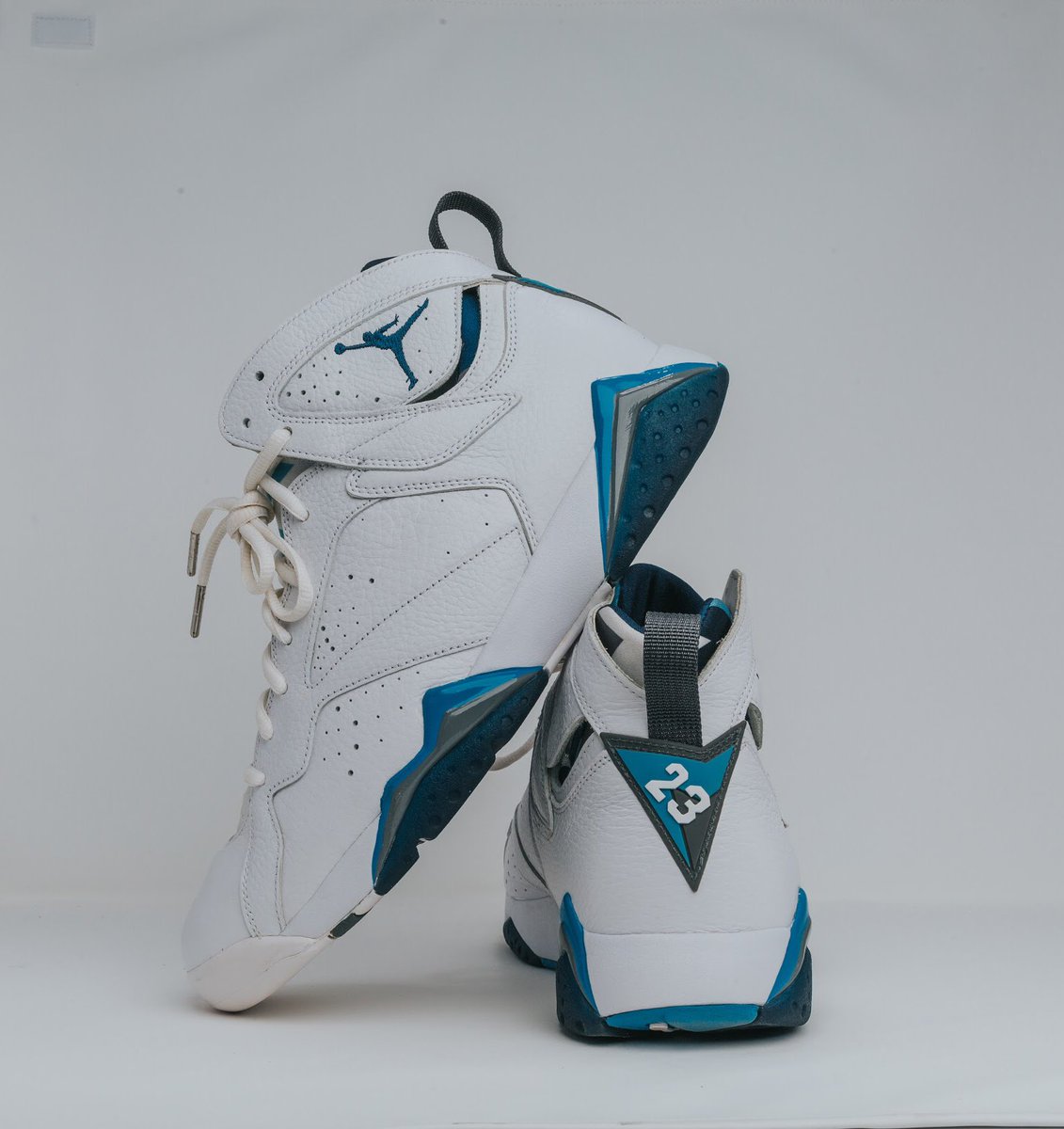 LeagueAboveOKC's tweet photo. The Air Jordan 7 Retro 'French Blue' is now available in store. https://t.co/VySDrtNubk