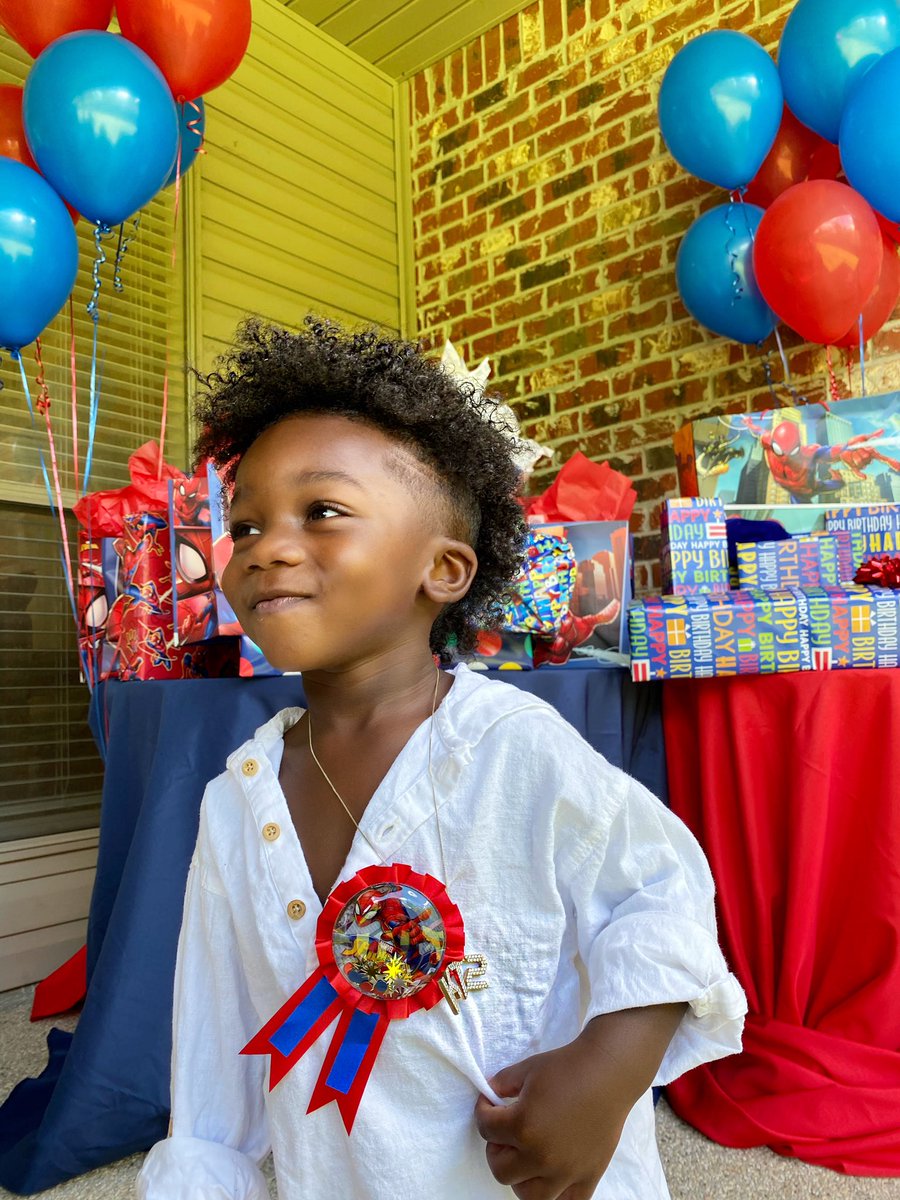 mehkimommy's tweet photo. Didn’t get a chance to post for my baby’s actual Birthday bc we were so caught up in having fun, but I hope you enjoyed your day son! I can’t believe I have a 3 year old! I Love you baby boy!❤️💙🥳🥰 https://t.co/TiT0Fxuwh1