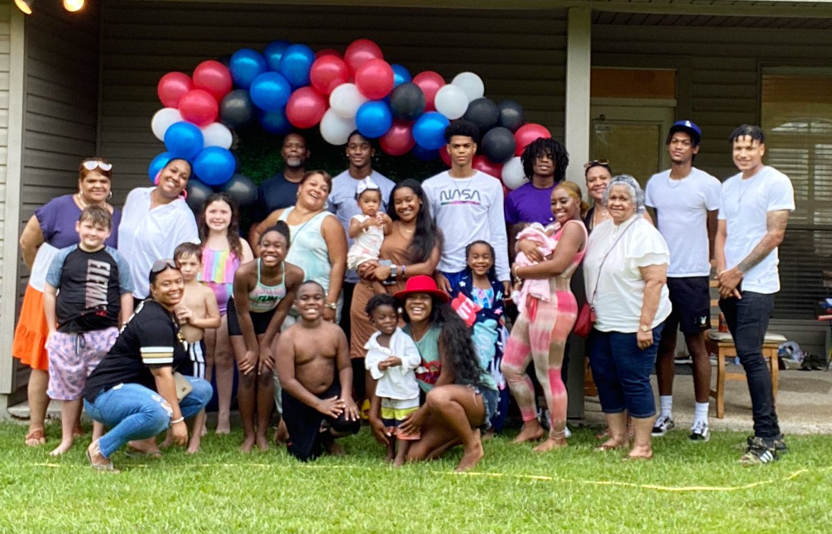 mehkimommy's tweet photo. Didn’t get a chance to post for my baby’s actual Birthday bc we were so caught up in having fun, but I hope you enjoyed your day son! I can’t believe I have a 3 year old! I Love you baby boy!❤️💙🥳🥰 https://t.co/TiT0Fxuwh1