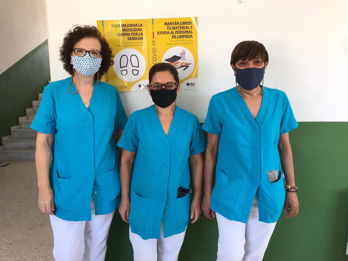 fecnsa's tweet photo. Hoy os queremos presentar a tres personas que no suelen aparecer en las fotos pero que siempre han sido imprescindibles para nuestro colegio.

Toni, Beli y Felipa, de izquierda a derecha, queremos desde el colegio daros las GRACIAS de corazón ❤️❤️

#VueltaSeguraALasAulas. https://t.co/WKdDbTm8uO